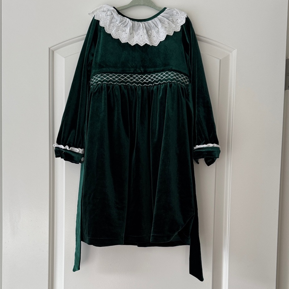Elegant Green Velvet Kids Costume